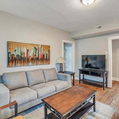 Вілла Beautiful Tower Grove Unit Recently Renovated 2S Richmond Heights Екстер'єр фото